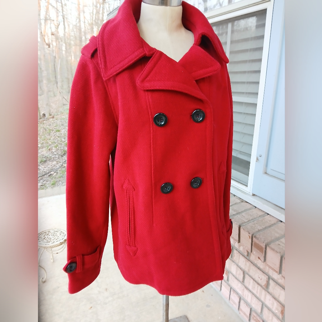 Eddie Bauer. Sz M. Women's Red Peacoat